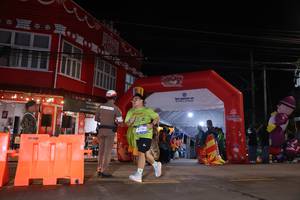 BIB: 41063
                            <button type="button" onclick="openModal(26224419)" class="btn btn-primary btn-sm float-right btn-popup" data-toggle="modal" data-target=".modal-high-quality">
                        <i class="fas fa-shopping-cart"></i> Add to Cart
                    </button>
                                            <button type="button" onclick="isThisMe(26224419, true)" class="btn btn-success btn-sm float-right btn-popup btn-isme hidden" data-toggle="tooltip" data-placement="bottom" title="นี่คือรูปของคุณใช่ไหม คลิกที่นี่เพื่อเอาเข้าอัลบั้ม">
                        <i class="fas fa-plus"></i> Add to album
                    </button>
                    <button type="button" onclick="isThisMe(26224419, false)" class="btn btn-warning btn-sm float-right btn-popup btn-isnotme hidden">
                        <i class="fas fa-ban"></i> Remove from album
                    </button>